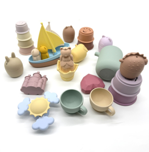 Jouets <span class=keywords><strong>de</strong></span> <span class=keywords><strong>bain</strong></span> en silicone pour la baignoire, lot <span class=keywords><strong>de</strong></span> 4, faciles à nettoyer, ensemble <span class=keywords><strong>de</strong></span> jouets <span class=keywords><strong>de</strong></span> <span class=keywords><strong>bain</strong></span> princesse pour bébés et tout-petits - Product Image 6