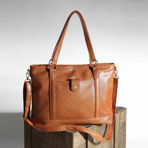 Sac fourre-tout en cuir PU grand format pour femme, style rétro européen et américain, fermeture ouverte, classique et indépendant - Product Image 5