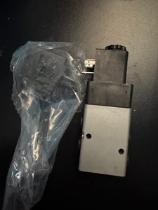 Solenoide Serie Herion 2622000 de 24V CC para PLC - Product Image 4