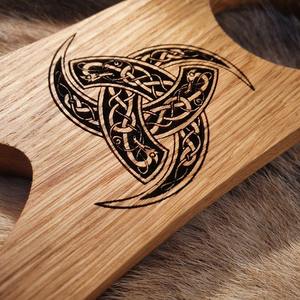 Ensemble cadeau de corne à boire de buffle naturel fait à la main avec support en bois unique pour l'affichage et la décoration de table à un prix abordable - Product Image 2