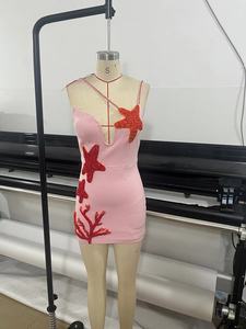 Vestido de Lujo con Cuentas Oceánicas, Ajustado, Rosa, de Un Solo Hombro, Mini, con Pedrería, Estrellas de Mar y Bordado de Coral, <span class=keywords><strong>para</strong></span> <span class=keywords><strong>Fiesta</strong></span> <span class=keywords><strong>en</strong></span> <span class=keywords><strong>la</strong></span> <span class=keywords><strong>Playa</strong></span> de Verano - Product Image 3