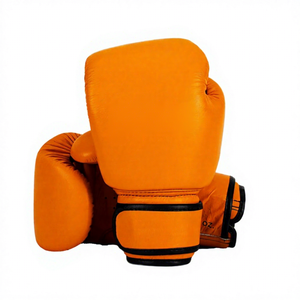 Gants de boxe personnalisables en cuir de vachette légers de 8 oz avec poignées et sangle de poignet réglable pour une protection complète des doigts - Product Image 2