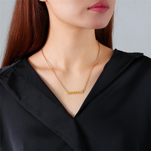 Collar de Barra Plana de Acero Inoxidable de Diseño Simple para Mujer - Product Image 3