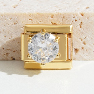 กำไลข้อมือสแตนเลสสตีลประดับจี้รูปหัวใจหลากสีสันสไตล์อิตาลีจาก Gems Gold - Product Image 2