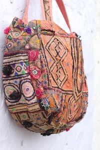Bolso de Hombro Étnico Gitano con Bordado Tradicional Rajasthani y Espejos Banjara, Estilo Antiguo, Gran Precio, 2026 - Product Image 3