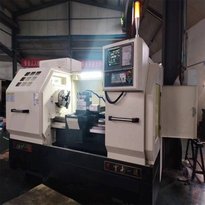 Innovadora máquina de torno de torneado controlado por computadora CNC grande CK6180 CK6150 - Product Image 4