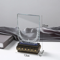 Trophée en verre personnalisé K9 Prix en cristal blanc bon marché Souvenir gravé à base noire utilisé