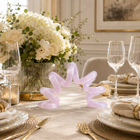 Sculpture en verre Ruban Rose, Décoration abstraite soufflée à la main pour étagère, bureau et salon