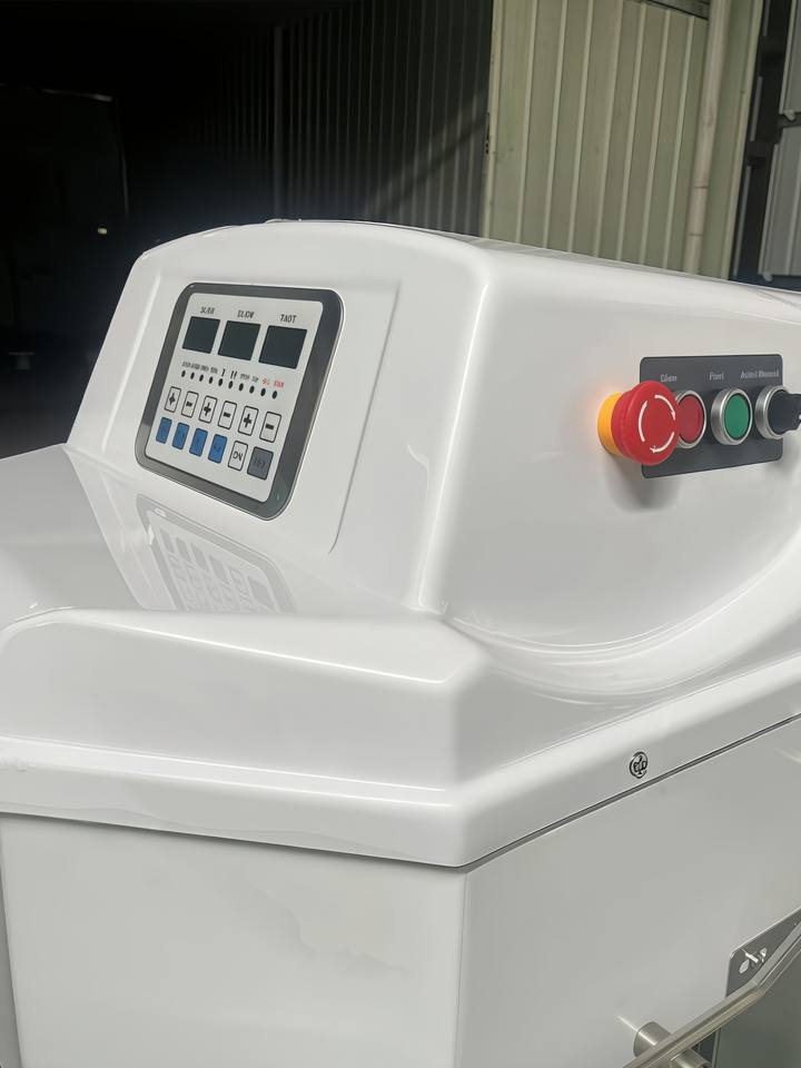 Bread Bakery Spiral Dough Mixer, Digital Control Dual speed Dough ...