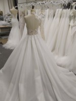 Brillant paillettes dentelle appliques une épaule à manches longues dos nu cathédrale robe de mariée robe de bal