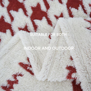 Manta de punto Jacquard 3D ligera y personalizada, forro polar esponjoso con estampado rojo Reversible, estilo moderno, suave, acogedor, cálido, regalo perfecto - Product Image 4