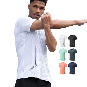 เสื้อยืดโพลีเอสเตอร์แบบเรียบ ขายส่ง ระบายอากาศ แห้งเร็ว คอกลม สำหรับผู้ชาย เสื้อกีฬา ทรงเข้ารูป เสื้อยิมสั่งทำได้ - Product Image 1