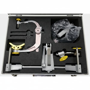 BISONS Vente en gros Rétracteur cérébral manuel Premium avec pince crânienne Instrument de neurochirurgie en acier inoxydable - Product Image 1