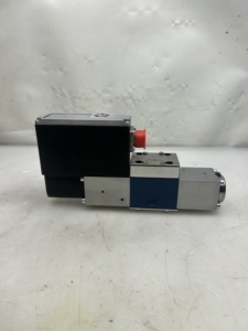 4WRSE 6 V35-31/G24K0/A1V วาล์วควบคุมแบบสัดส่วนความถี่สูงชนิดทำงานโดยตรง 4WRTE 4WRPE 4WRKE 4WRLE 4WSE 4WRDE 4WRZE - Product Image 1