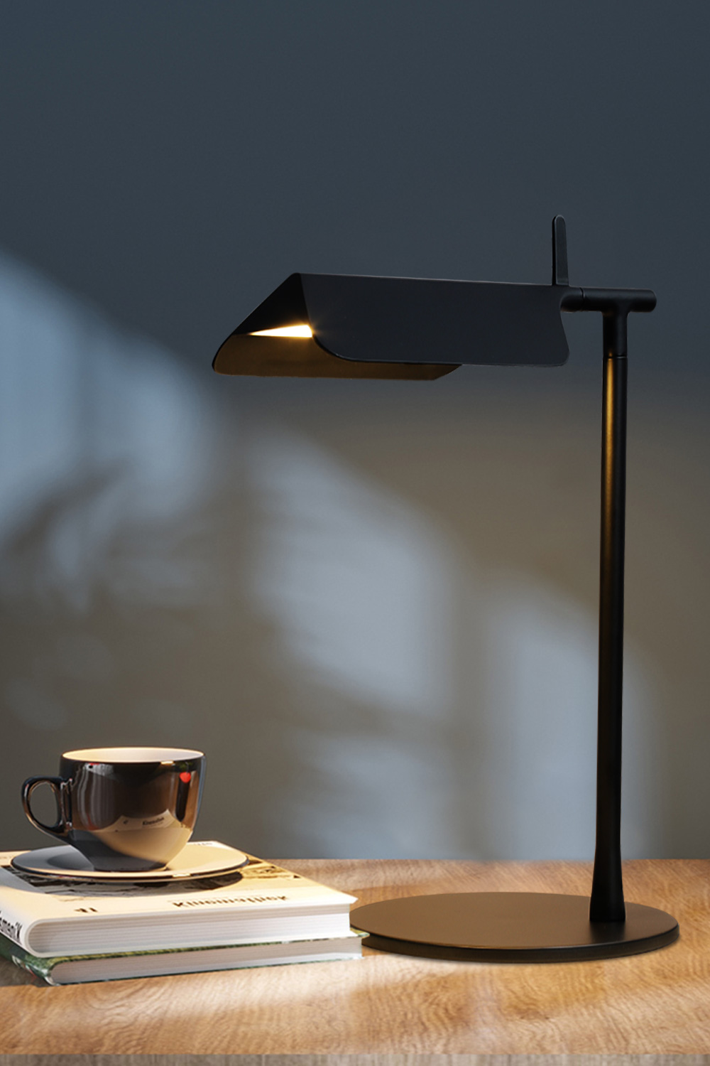 Nordic Modern Study Indoor Iron LED Office Works Reading Desk Table Lamp Light