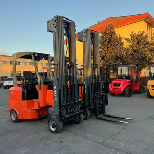 Montacargas Articulado de 1.5 Toneladas, 12 Metros, 4x4, con Pluma Telescópica - Product Image 1