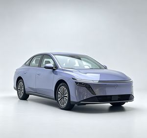 <span class=keywords><strong>Nissan</strong></span> N6 180 Max Híbrido Enchufable Sedán Usado 2026 |   Bajo kilometraje, estado original - Product Image 2