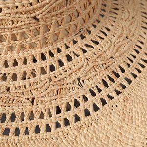 2025 New Korean Style Women Sombrero Hat Hollow Raffia Straw Hat Wide Brim Casual Seaside Beach <b>Sunscreen</b> Floppy Hat - Product Image 3