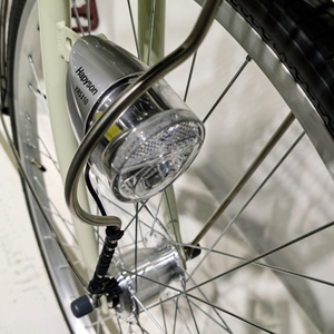 Vélo de ville classique pour <span class=keywords><strong>femme</strong></span>, <span class=keywords><strong>24</strong></span> <span class=keywords><strong>pouces</strong></span>, à une vitesse, en acier haute teneur en carbone, style vintage, avec panier - Product Image 3