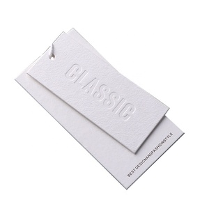Diseño de lujo personalizado impresión <span class=keywords><strong>nombre</strong></span> logotipo papel <span class=keywords><strong>ropa</strong></span> <span class=keywords><strong>colgar</strong></span> etiquetas <span class=keywords><strong>ropa</strong></span> etiquetas blanco puro Debossed dos lados impresión <span class=keywords><strong>colgar</strong></span> etiqueta - Product Image 1