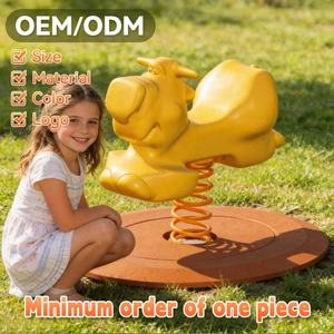 Caballito de balancín con forma de cerdito para niños y bebés, juguete de exterior para parque infantil. - Product Image 1