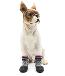 क्लासिक कपास पर्यावरण के अनुकूल धारीदार आउटडोर दाग प्रतिरोधी वाटरप्रूफ कुत्ते स्लॉक विरोधी पर्ची जूते कुत्तों के लिए आरामदायक मोजे - Product Image 1