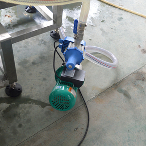 Machine de pesage de remplissage de seau de peinture semi-automatique de grande capacité et de petite taille Machine de fabrication de barils <span class=keywords><strong>en</strong></span> plastique Machine à traire Sezer - Product Image 3