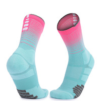 Basket-ball athlétique coton personnalisé hommes logo personnaliser motif tricoté brodé chaussettes sport basket-ball chaussettes