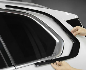 X5 G05 Penutup Potong Strip Cetakan Ambang Jendela Pintu Aksesori Eksterior Mobil Hitam Mengilap ABS - Product Image 6