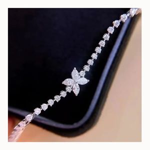 Bracelets de tennis Xinfly en or 18 carats avec diamant 1,95 ct en forme de trèfle à quatre feuilles, style œil de cheval, pour petite amie - Product Image 1