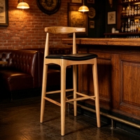 Taburete de bar de madera de fresno, estilo moderno de mediados de siglo, respaldo tipo cuerno de buey, asiento tapizado, silla de bar, venta al por mayor, MOQ bajo, muebles para contratos.