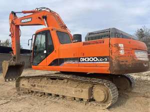 Bomba y PLC de componentes de núcleo de Excavadora hidráulica sobre orugas Doosan DX300 usada de 30 toneladas para ingeniería y construcción - Product Image 2