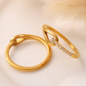 แหวนเพทายทรงเรขาคณิต ชุบทอง 18K สำหรับผู้หญิง สวมใส่ได้ทุกวัน แหวนคริสตัล - Product Image 3