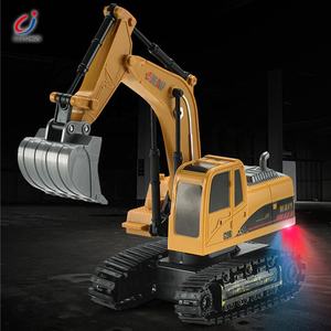 Chengji Kids - Excavadora de Juguete con Control Remoto, Simulación de Vehículo de Ingeniería, Escala <span class=keywords><strong>1</strong></span>:<span class=keywords><strong>24</strong></span>, 2.4G, 6 Canales, Radio Control, para Niños - Product Image 3