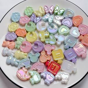 10 unids/bolsa de cuentas acrílicas de dibujos animados conejito corazón Perfume Diy cuerda para el pelo bolsa pluma pulsera espaciador cuentas para la fabricación de joyas de colores mezclados - Product Image 3