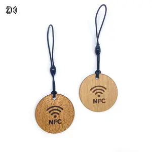 Bán Hot fashional đàn hồi móc chìa khóa NFC móc khóa bằng gỗ 13.56MHz RFID không thường xuyên bằng gỗ thẻ nhỏ