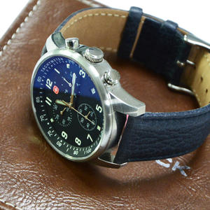 นาฬิกาข้อมือผู้ชายสุดหรู รุ่น FS00 โครโนกราฟ หน้าปัดย่อยสามวง ผลิตในจีน ปี 2024 ตัวเรือนสแตนเลสสตีล - Product Image 5