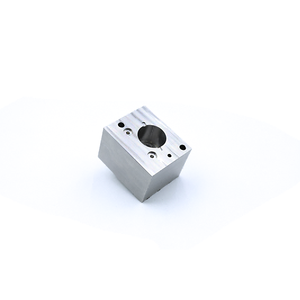 Servizi di Lavorazione CNC di Precisione per Blocchi Metallici in Acciaio Inossidabile 316, Prototipazione OEM - Product Image 3
