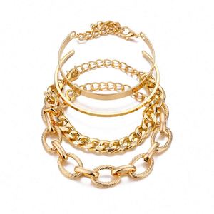 European American Women's Small Retro Style Light Luxury Fashion <b>Bracelet</b> New Diamond Butterfly Design Cross-Border Luxury - Product Image 4