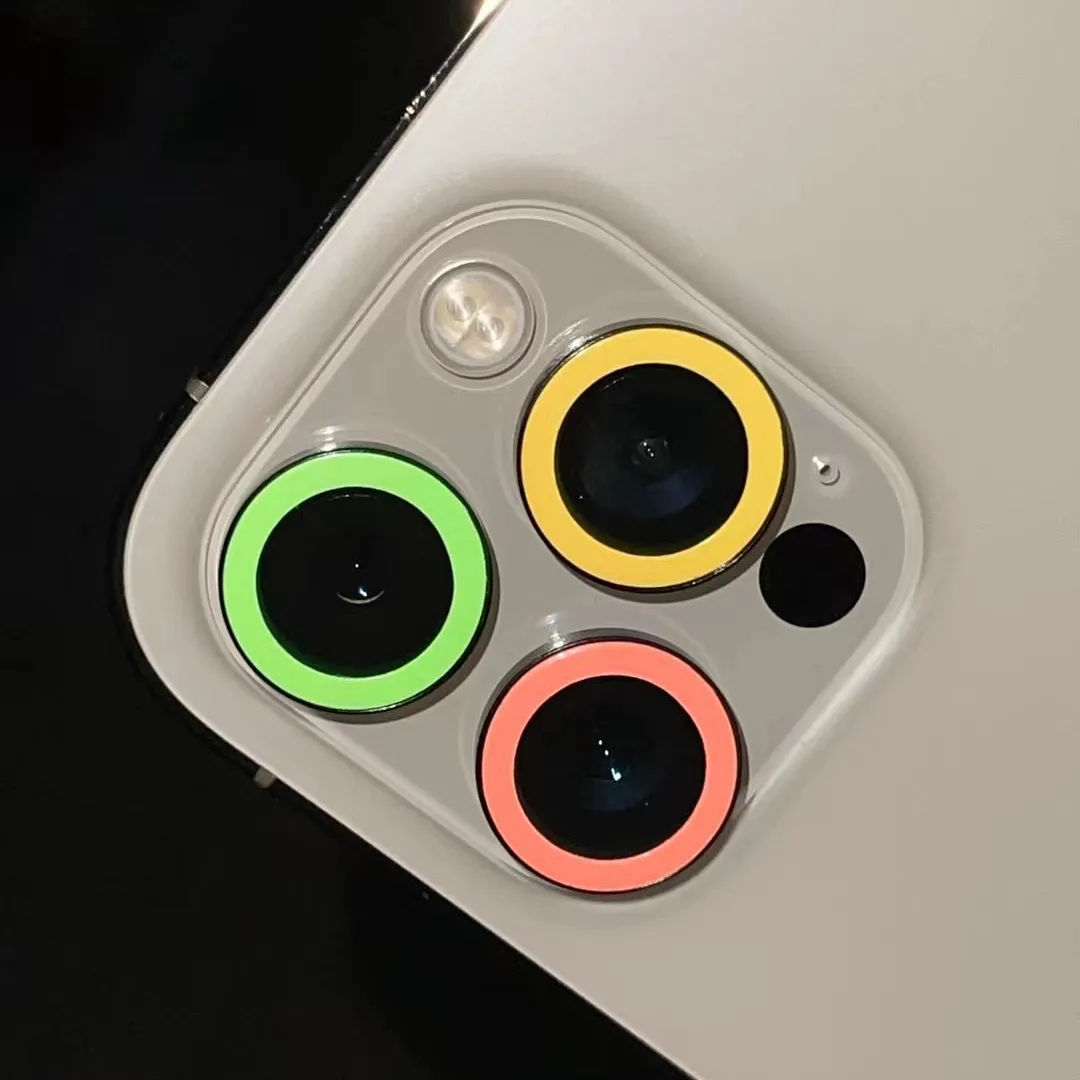 Pelindung lensa kamera bersinar, untuk Iphone14 Pro Max 13 kaca ponsel cincin bercahaya untuk Iphone 11 12 Mini Film Tempered neon