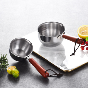 Mini casserole à poignée en bois de rose conviviale, en acier inoxydable 304, double bec, isolée thermiquement pour une manipulation sécurisée de l'huile chaude, compatible <span class=keywords><strong>gaz</strong></span> et induction - Product Image 4