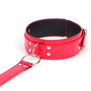 Collier en cuir brillant avec menottes inversées intégrées, jouet sexuel SM pour jeux adultes - Product Image 4