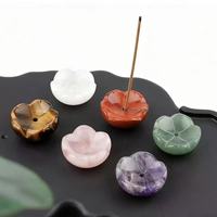 Vente en gros de fleur en cristal naturel porte-brûleur d'encens avec logo personnalisé pétale diffuseur d'aromathérapie pierre pour décorations de méditation