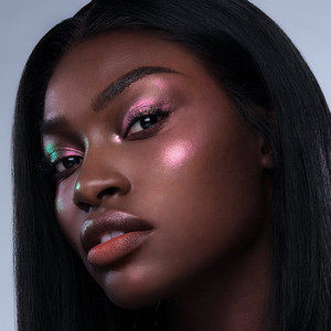 Bán buôn biểu tượng tùy chỉnh tốt nhất duy nhất ép bột ánh sáng lung linh Eyeshadow make up Vegan kim cương Glow multichrome Highlighter Palette - Product Image 1