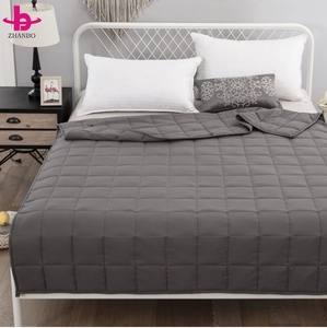<span class=keywords><strong>Couverture</strong></span> lestée douce à pois pour soulagement sensoriel, <span class=keywords><strong>couverture</strong></span> de gravité en polaire lourde pour l'anxiété et le sommeil profond, vente en gros usine - Product Image 3