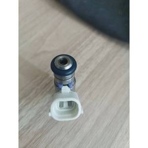Inyector de combustible 036906031AH IWP196 para motor Volkswagen Seat Skoda 1.4L - Product Image 3