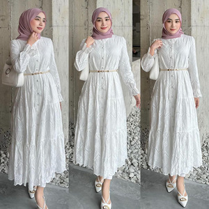 Robe longue ample à col brodé et dentelle ajourée, style sucré malaisien, pour femmes d'Asie du Sud-Est - Product Image 3