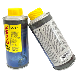 DOT4 Brake Oil Factory Venta al por mayor <span class=keywords><strong>de</strong></span> alta calidad Iron Can <span class=keywords><strong>Dot</strong></span> 4 <span class=keywords><strong>Líquido</strong></span> <span class=keywords><strong>de</strong></span> <span class=keywords><strong>frenos</strong></span> 250ml <span class=keywords><strong>para</strong></span> motocicletas y automóviles - Product Image 4