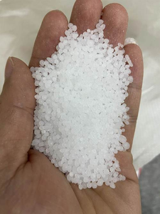 China Wholesale Luxury Custom Scented Soy <b>Wax</b> Essential Oil Candles for Home Decoration for Valentine's Day - Product Image 3