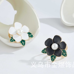 Broche de flor con incrustaciones de perlas, aleación de zinc, negro, blanco, regalo para mujer, accesorio de moda - Product Image 3